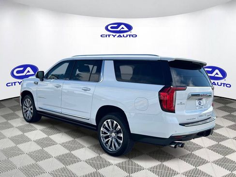 Used 2021 GMC Yukon XL Denali w/ Denali Premium Package AWD/4WD image 5