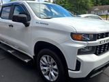 Used 2019 Chevrolet Silverado 1500 Custom w/ Custom Convenience Package image 3