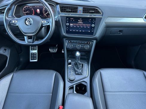 Used 2019 Volkswagen Tiguan SEL R-Line w/ 3rd Row Seat Package image 14