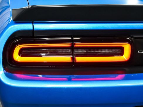 Used 2023 Dodge Challenger SRT Hellcat w/ Driver Convenience Group RWD image 73
