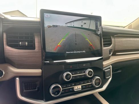 Used 2023 Ford Expedition Max Limited image 17