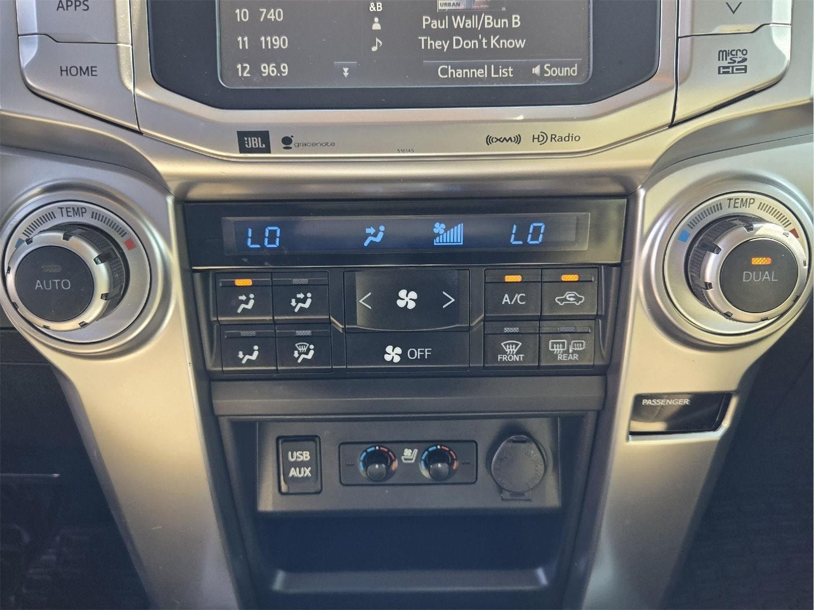 Used 2018 Toyota 4Runner Limited RWD image 17