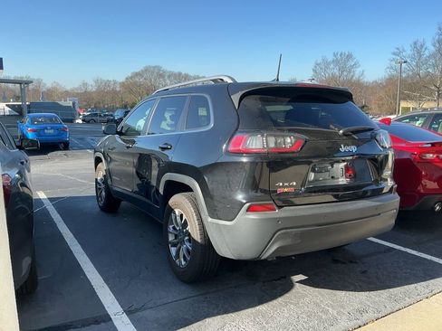 Used 2020 Jeep Cherokee Latitude Plus w/ Cold Weather Group image 2