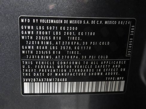 Used 2024 Volkswagen Tiguan SE image 47