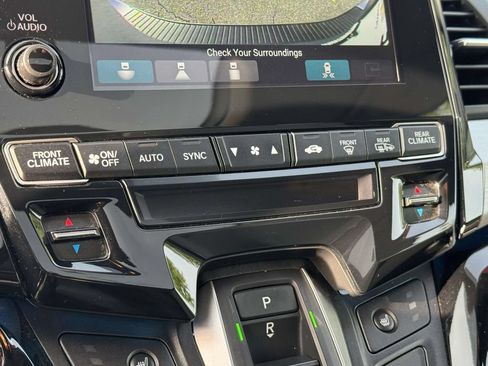 Used 2023 Honda Odyssey Touring image 31
