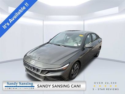 Used 2025 Hyundai Elantra SEL
