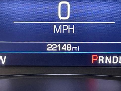 Used 2023 Chevrolet Equinox LS w/ LS Convenience Package image 2