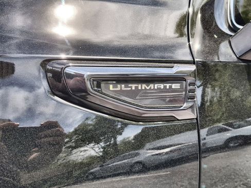 New 2026 GMC Yukon Denali Ultimate AWD/4WD image 33