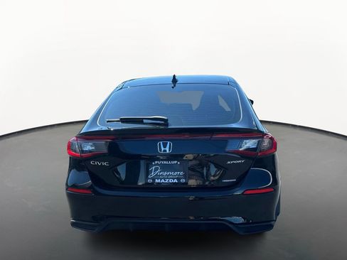 Used 2025 Honda Civic Sport image 4