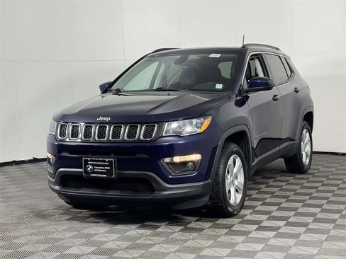 Used 2019 Jeep Compass Latitude w/ Cold Weather Group image 7