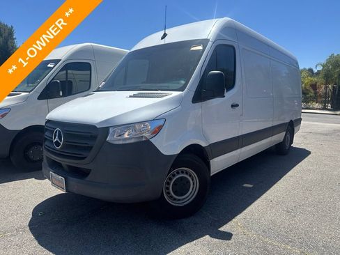 Used 2024 Mercedes-Benz Sprinter 2500 w/ Acoustic Package image 1