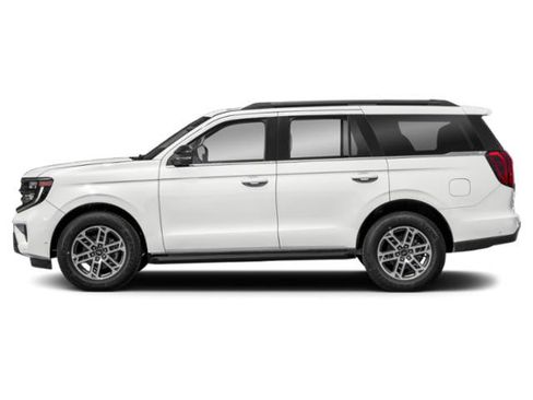 Used 2025 Ford Expedition Active AWD/4WD image 3