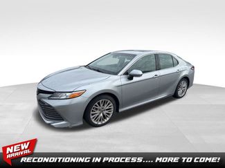 Used 2018 Toyota Camry XLE video 1