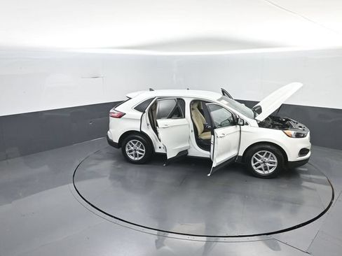 Certified 2024 Ford Edge SEL w/ Convenience Package AWD/4WD image 41