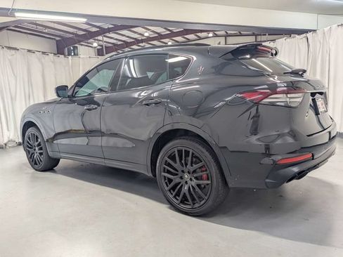 Used 2022 Maserati Levante GT AWD/4WD image 5