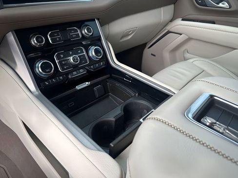 Certified 2023 GMC Yukon XL Denali image 35