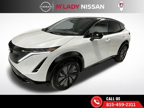 Used 2025 Nissan Ariya Platinum image 2