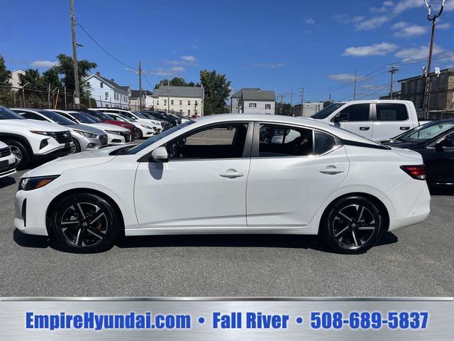 Used 2024 Nissan Sentra SV FWD image 10