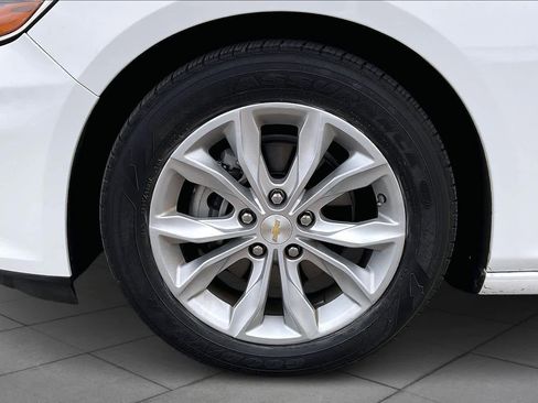 Used 2024 Chevrolet Malibu LT FWD image 11