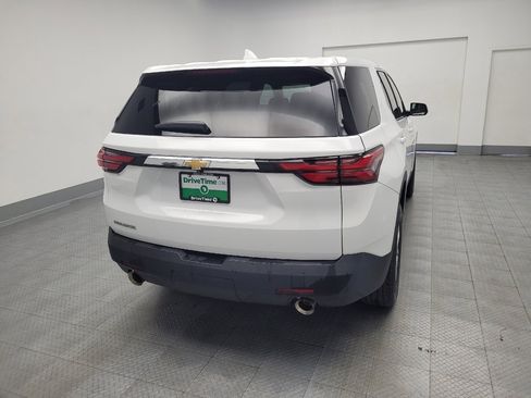 Used 2022 Chevrolet Traverse LS image 6
