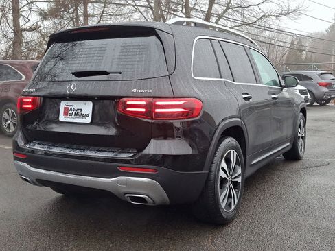 Used 2024 Mercedes-Benz GLB 250 4MATIC image 7