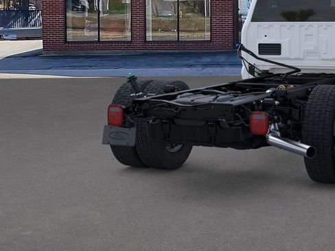 New 2025 Ford F550 4x4 Regular Cab Super Duty image 21