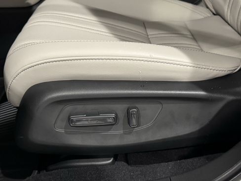 New 2026 Honda HR-V EX-L image 25