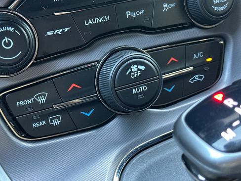 Used 2020 Dodge Challenger SRT Hellcat RWD image 31