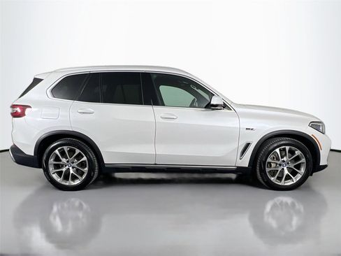 Used 2023 BMW X5 xDrive45e w/ Executive Package image 7