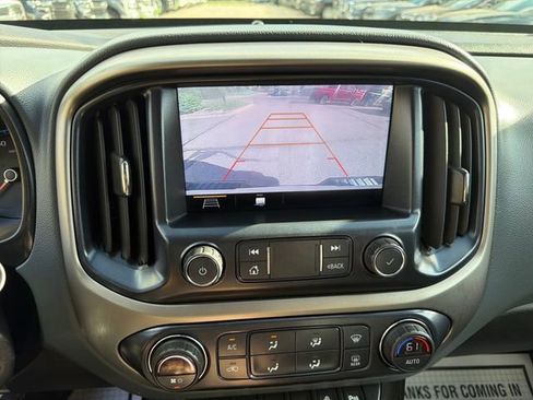 Used 2019 Chevrolet Colorado Z71 AWD/4WD image 23