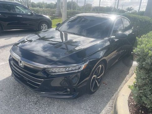 Used 2022 Honda Accord Sport image 1