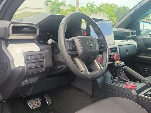 Used 2024 Toyota Tacoma TRD Sport RWD image 9