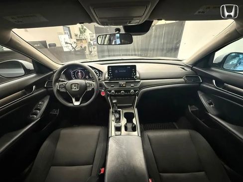 Used 2018 Honda Accord LX image 28