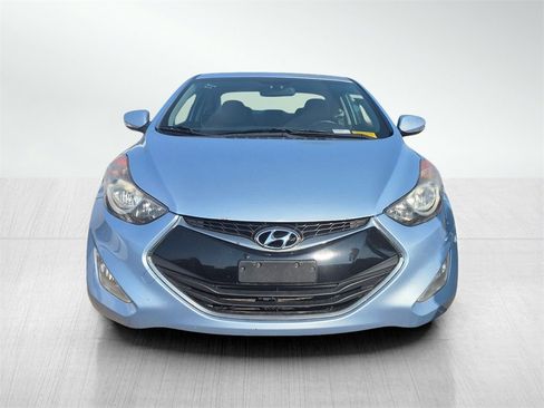 Used 2013 Hyundai Elantra SE w/ Technology Pkg image 2