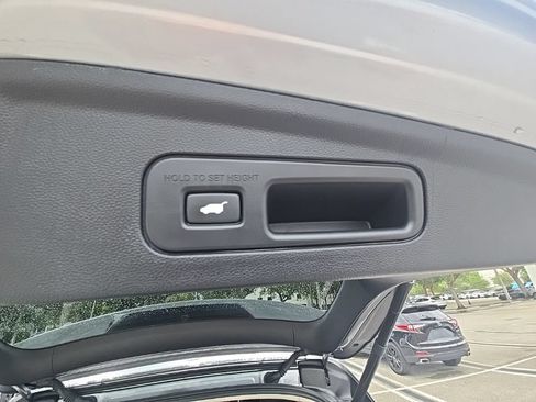 Certified 2023 Acura MDX FWD w/ Technology Package image 34