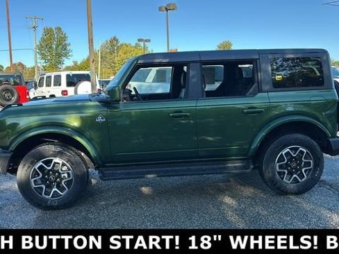 New 2025 Ford Bronco Outer Banks AWD/4WD image 4
