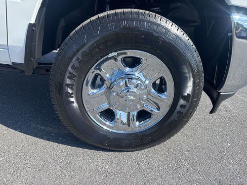New 2026 RAM 2500 Tradesman AWD/4WD image 14