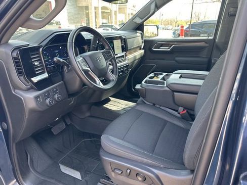 Used 2022 Chevrolet Silverado 1500 RST AWD/4WD image 14