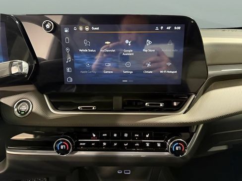 New 2026 Chevrolet Equinox LT w/ Convenience Package II FWD image 21