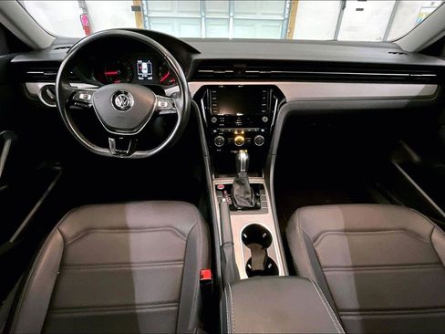 Used 2020 Volkswagen Passat 2.0T SE image 14