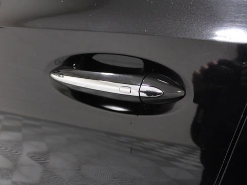 Used 2023 Buick Envision Avenir image 17