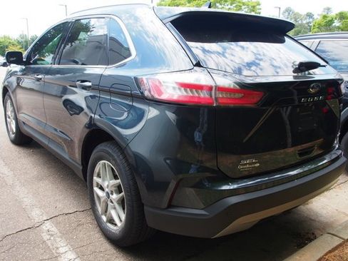 Certified 2022 Ford Edge SEL w/ Convenience Package AWD/4WD image 5