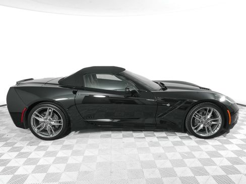 Used 2019 Chevrolet Corvette Stingray Convertible w/ 3LT Preferred Equipment Group RWD image 5