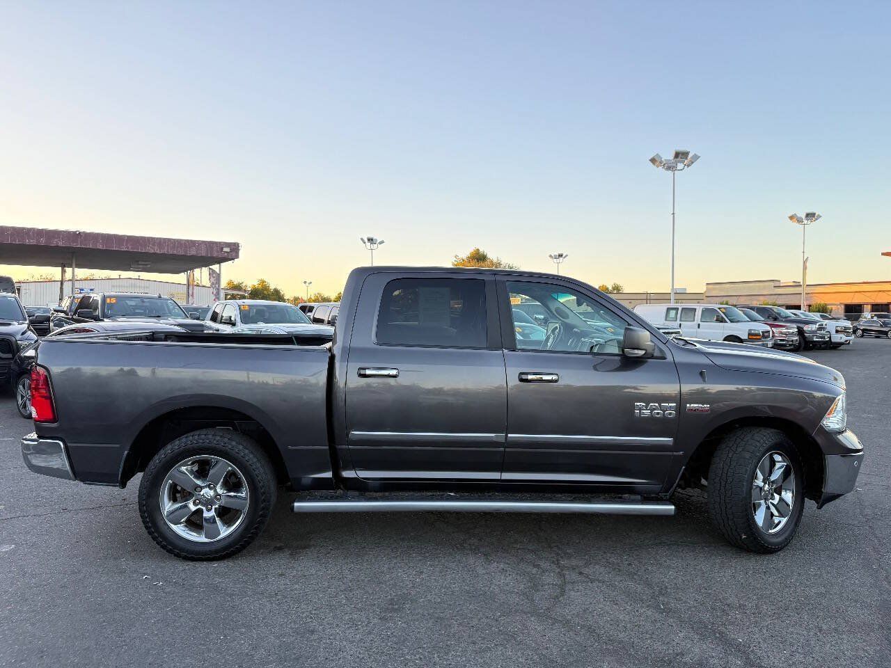 Used 2017 RAM 1500 Big Horn AWD/4WD image 8