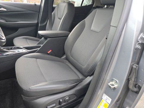Used 2023 Buick Encore GX Select FWD image 27