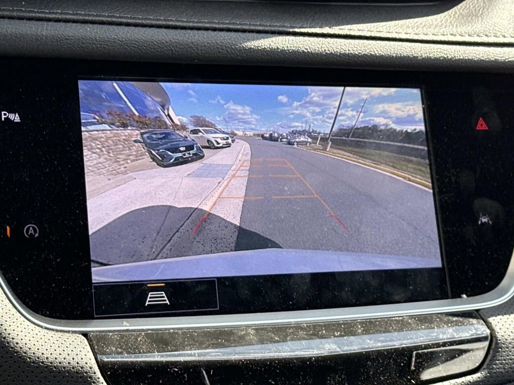 New 2025 Cadillac XT6 Luxury FWD image 21