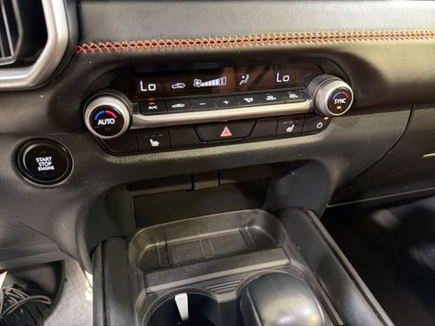 Used 2024 MAZDA CX-50 AWD 2.5 Turbo image 19