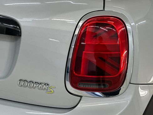 Used 2023 MINI Cooper SE image 12