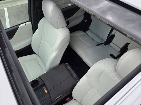 New 2026 Lexus LX 600 4WD w/ Luxury Package image 9