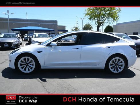 Used 2021 Tesla Model 3 Standard Range Plus RWD image 4